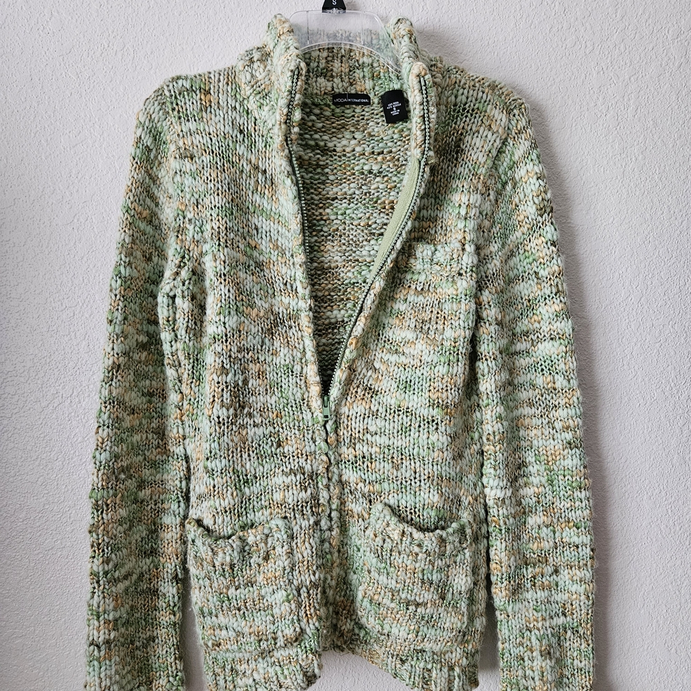 Moda International Green and Cream Knit Cardigan